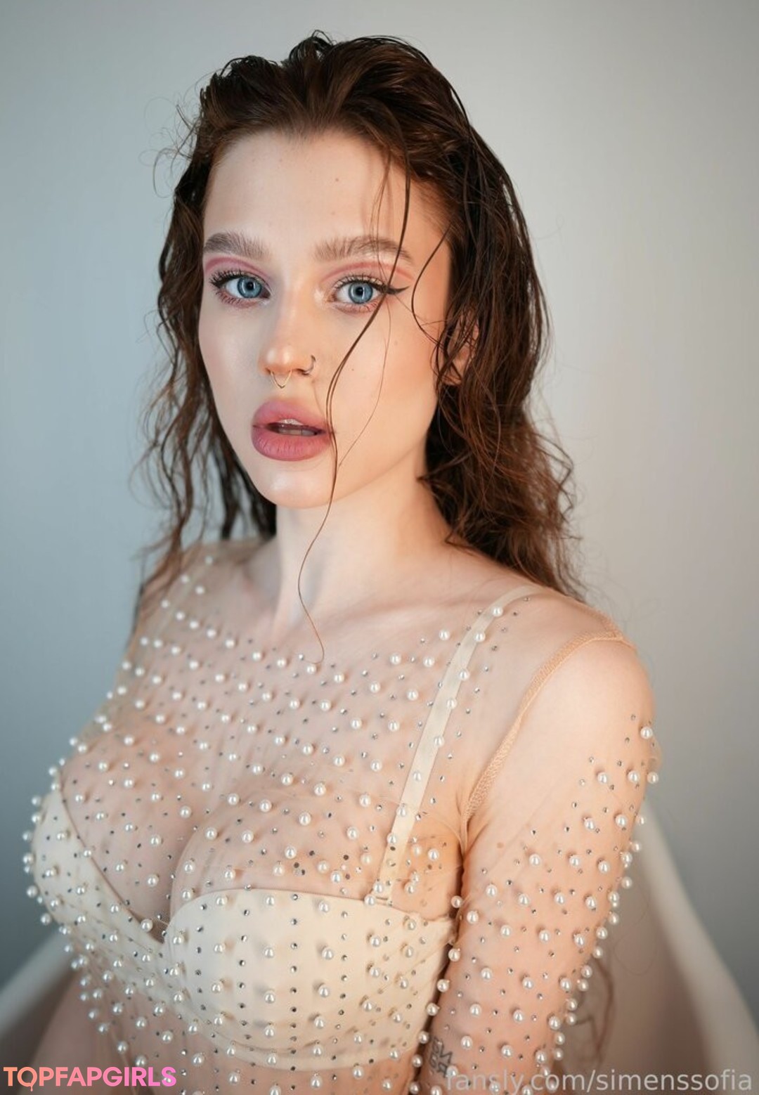 Nahá fotka uniklých OnlyFans od Simens Sofia #898