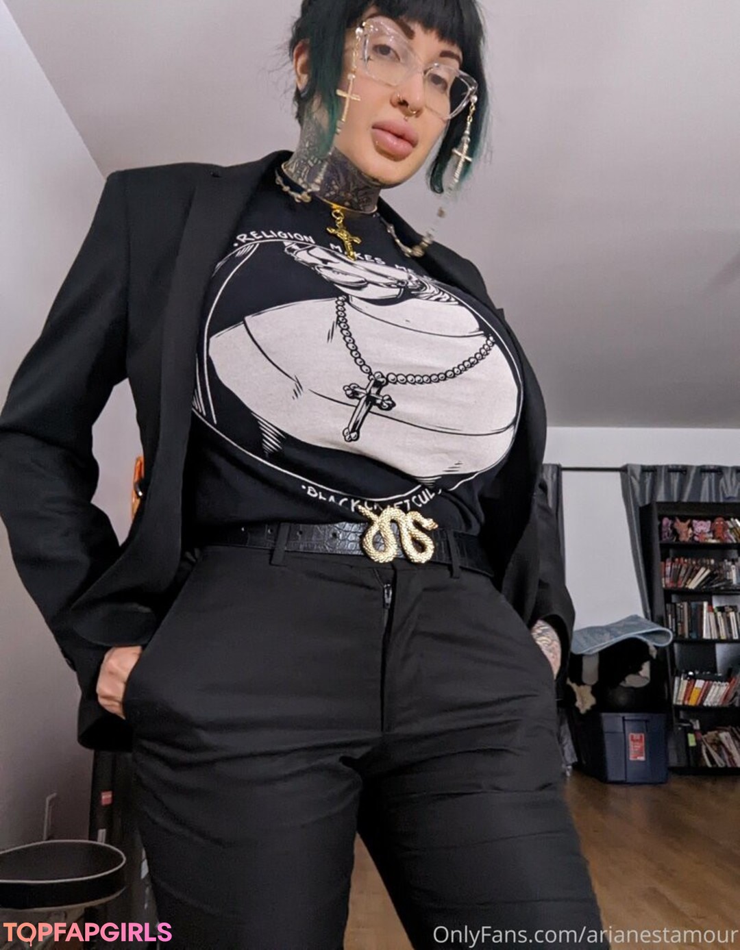 Nahá fotka uniklých OnlyFans od Ariane Saint Amour #1568