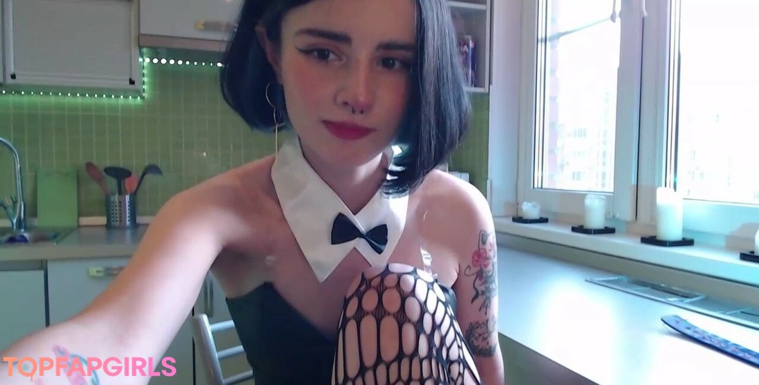 Naken lekkede OnlyFans-bilde av Loona #873