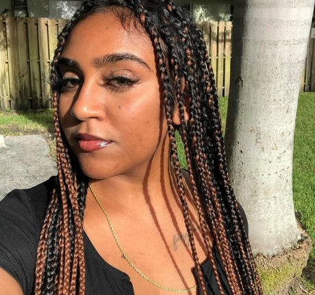 Naken läckt OnlyFans-bild av Nita Amari