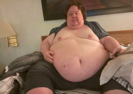 Naakte gelekte OnlyFans-foto van Ketochub