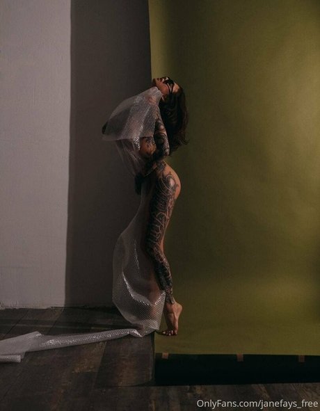 Naakte gelekte OnlyFans-foto van Janetfree