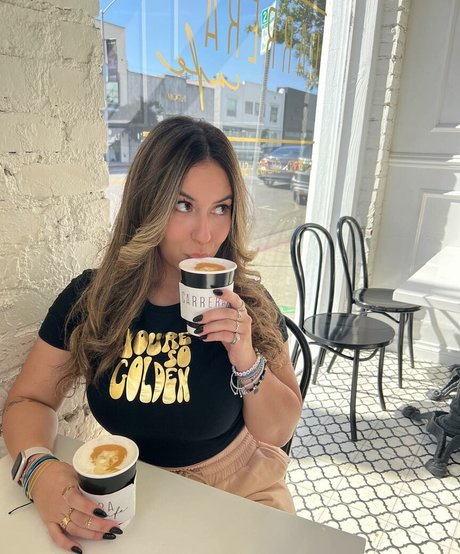 Larissa Cambusano