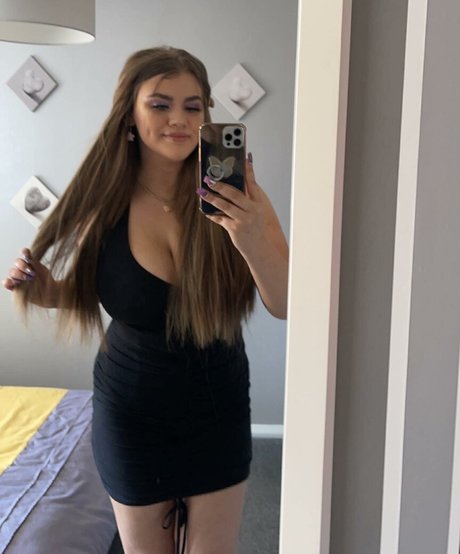 Molly Georgia Leach