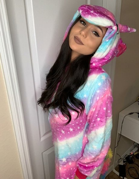 Arianamarie