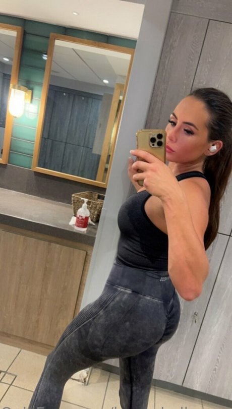Laura Hollyman