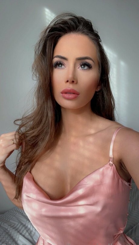 Laura Hollyman