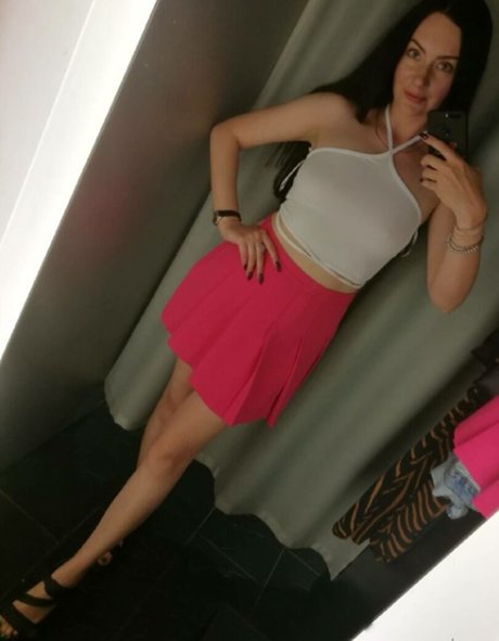 Naken lekkede OnlyFans-bilde av Asmr Kate Lullaby
