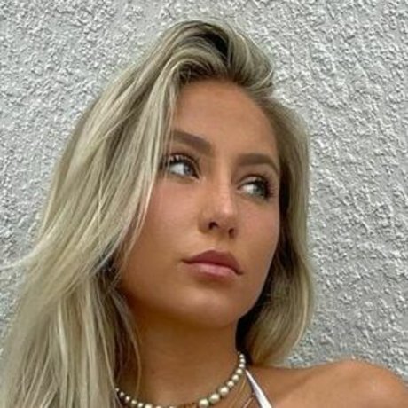 Alix Ashley