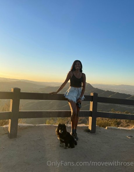 Naken läckt OnlyFans-bild av Movewithrose