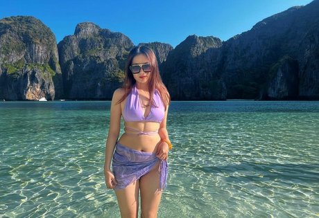 Naken läckt OnlyFans-bild av Naga Girls