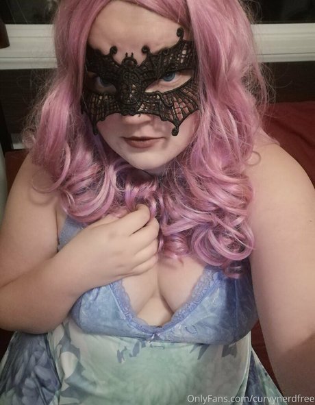 Alaston vuotanut OnlyFans-kuva Victoriavixenfree
