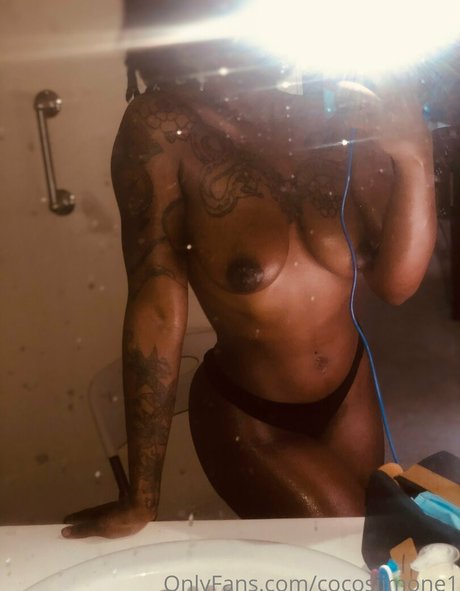 Cocosiimone1 OnlyFans泄露裸照