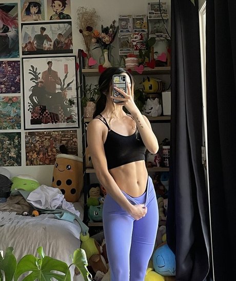 Naken läckt OnlyFans-bild av Derpdream