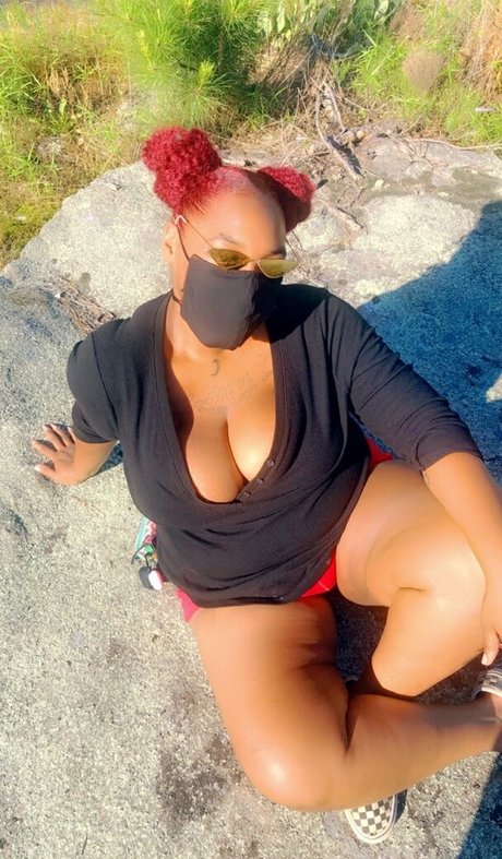 Jchanel12