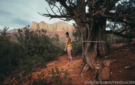 Alaston vuotanut OnlyFans-kuva Reedsuicide