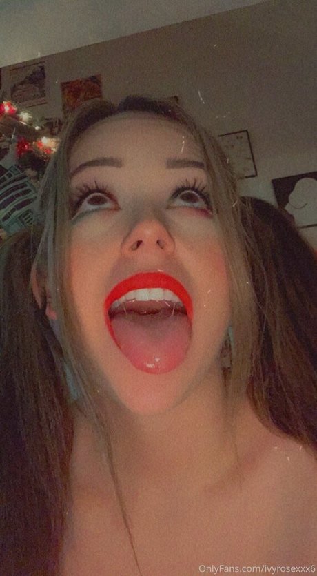 Naken lekkede OnlyFans-bilde av Xolittleladyxo