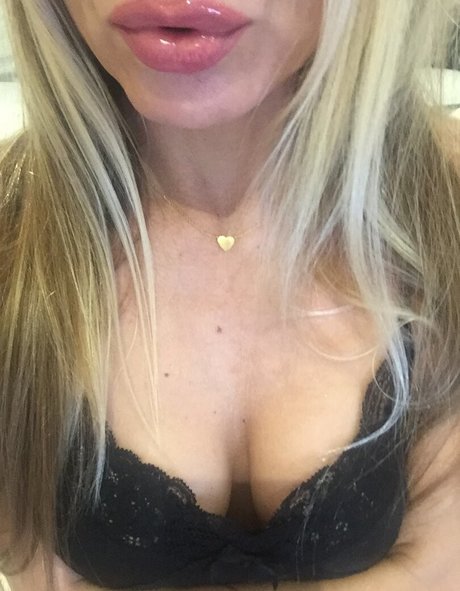 Foto desnuda filtrada de OnlyFans de Geribabetv