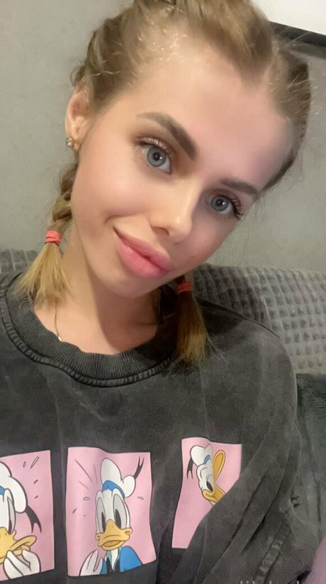 Naken läckt OnlyFans-bild av Yourlilbabe