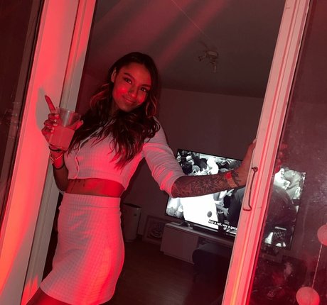 Bad Girl Kaira