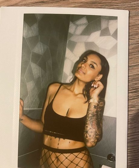 Bad Girl Kaira