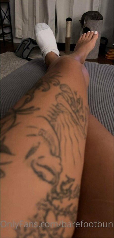 Barefootbunny3456