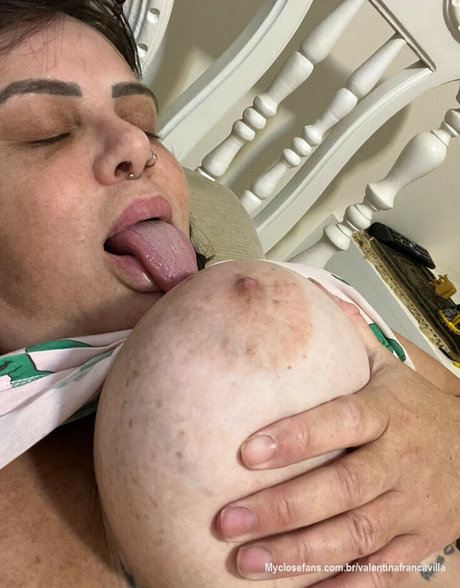 Naken läckt OnlyFans-bild av Valentina Francavilla