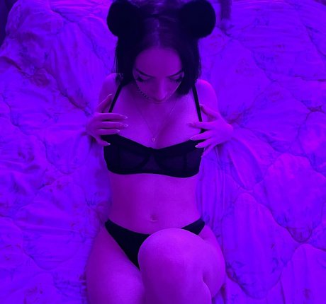 Обнаженная фотография утечки OnlyFans от Bunnymee