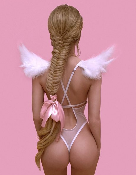 Angelica Kenova