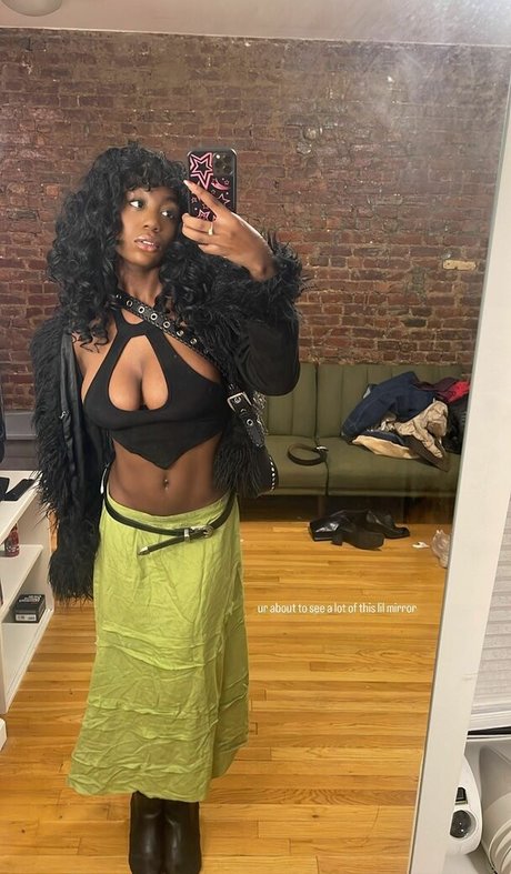 Naken läckt OnlyFans-bild av Majormommyissues