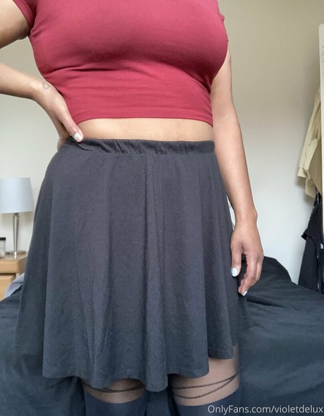 Naken läckt OnlyFans-bild av Violetdelux