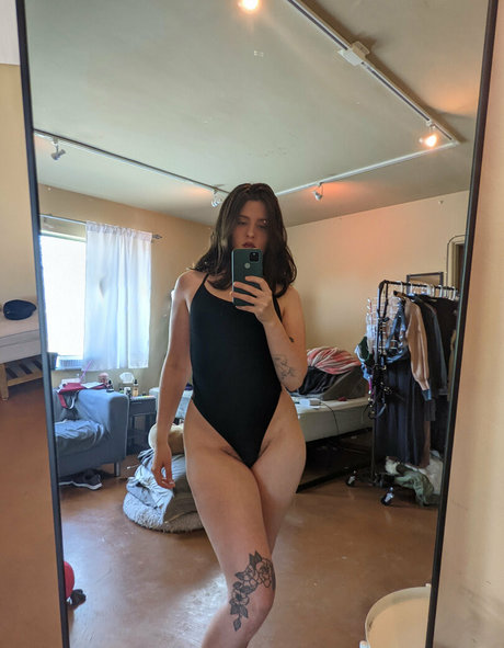 Naakte gelekte OnlyFans-foto van Rileynicksfree