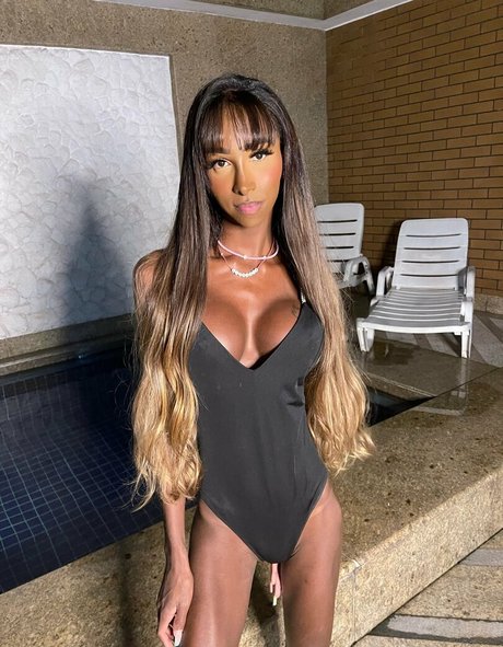 Victoriacarolino