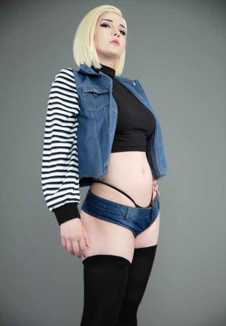 Alaston vuotanut OnlyFans-kuva Akemikunlewds