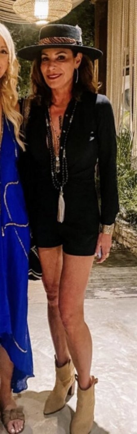 Naken läckt OnlyFans-bild av Luann De Lesseps