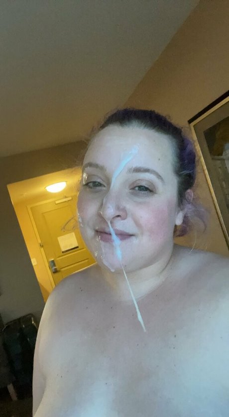 Photo nue de fuite OnlyFans de Yafavsnobunny