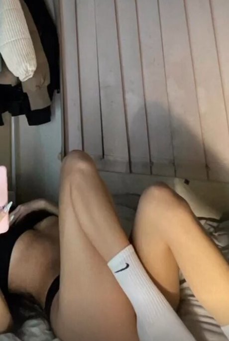 Naken läckt OnlyFans-bild av Kamilla Wong