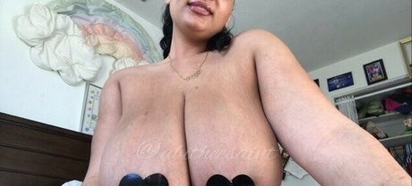 Naken läckt OnlyFans-bild av Abithesaint