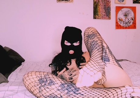 Naken läckt OnlyFans-bild av Black Cherry