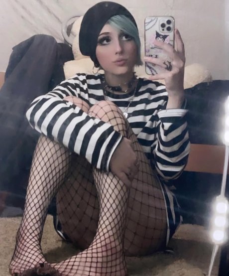 Nagie wyciekłe zdjęcie OnlyFans od Evieangel