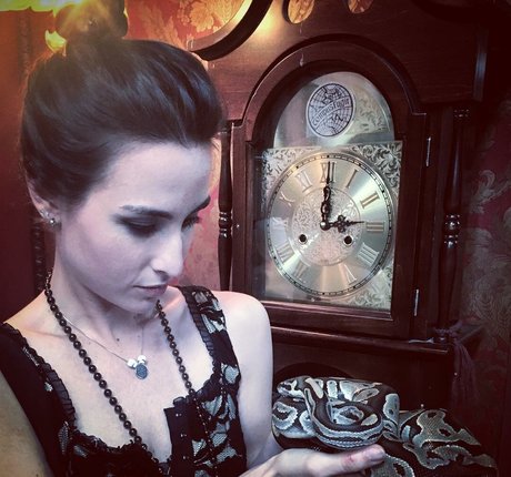 Allison Scagliotti