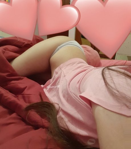 Naakte gelekte OnlyFans-foto van Cutiebabysoo