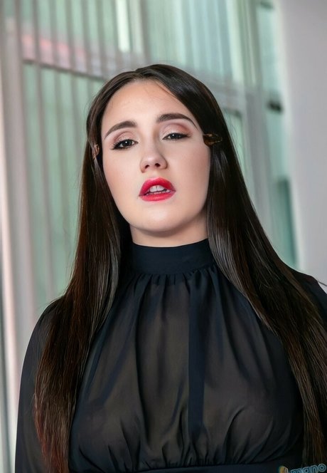 Nahá fotka uniklých OnlyFans od Dulce Maria