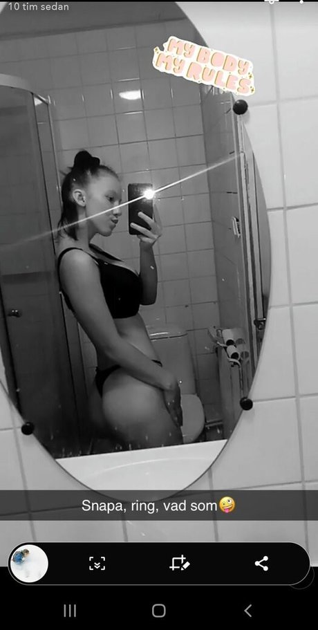 Naakte gelekte OnlyFans-foto van Patricia Larsson