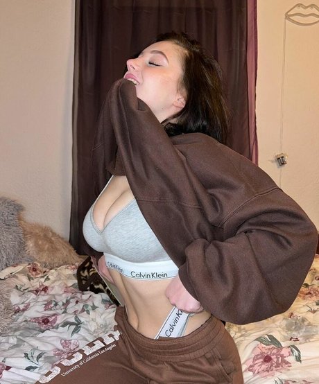 Обнаженная фотография утечки OnlyFans от Natashasecret