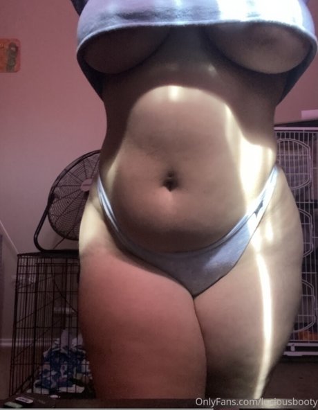 Naken läckt OnlyFans-bild av Nayeli