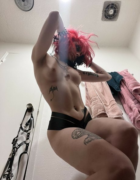 Naken läckt OnlyFans-bild av Misfitsdeath