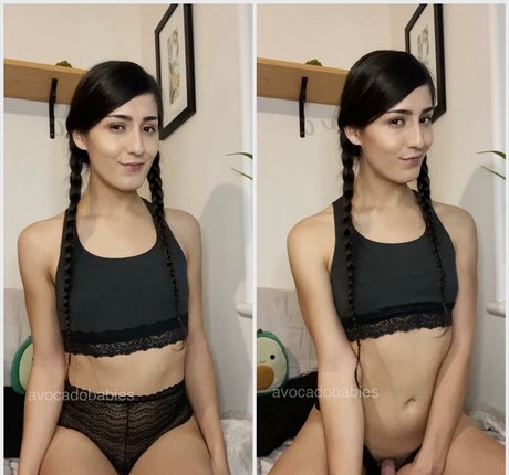 Naken läckt OnlyFans-bild av Ellaisakittycat