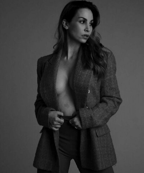 Naken läckt OnlyFans-bild av Sila Sahin