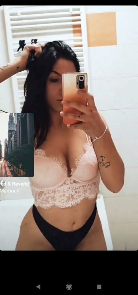 Обнаженная фотография утечки OnlyFans от Cristinutza18